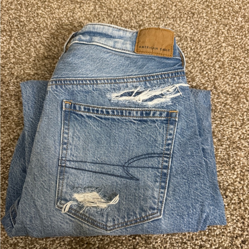 American Eagle Outfitters Women's Light Blue Straight Leg Jeans